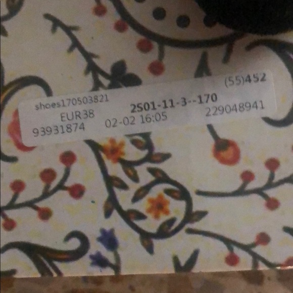 Black Heels Bai Beioi and SHEIN - Picture 2 of 4